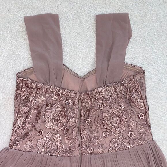 Fashion Nova Mauve Pleated Dress(Size Medium) - Picture 7 of 8